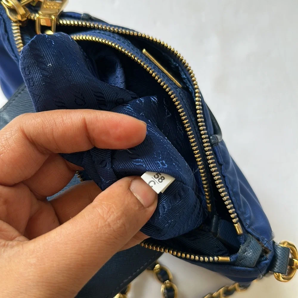 Prada bag - Picture 16 of 16